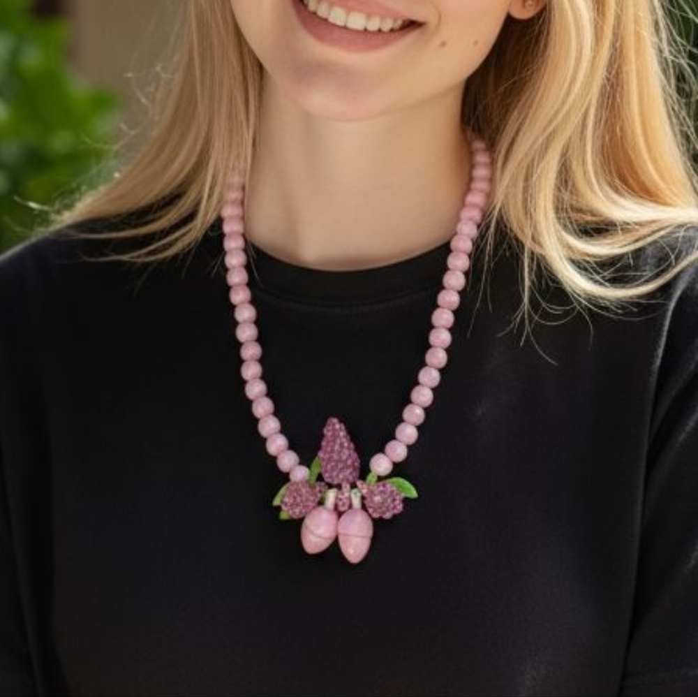 Chic Pink Beaded Necklace with Floral Accents